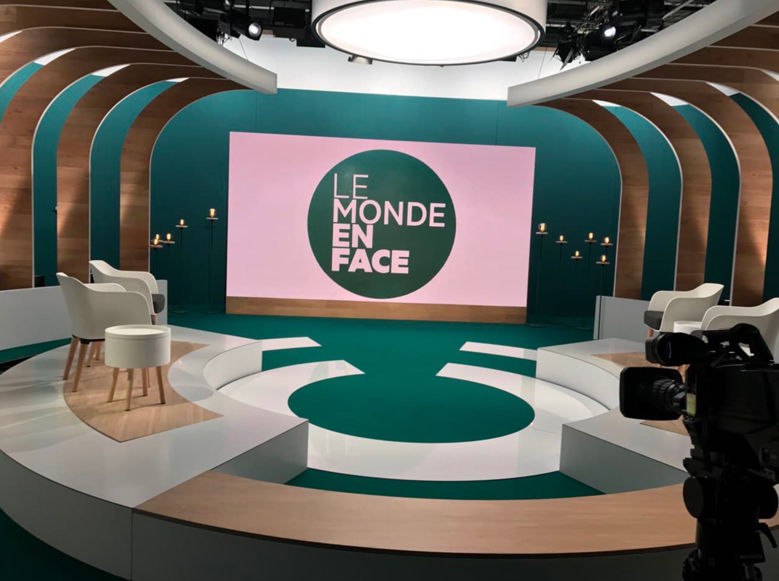 mur-dimage-Le-monde-en-face.jpg
